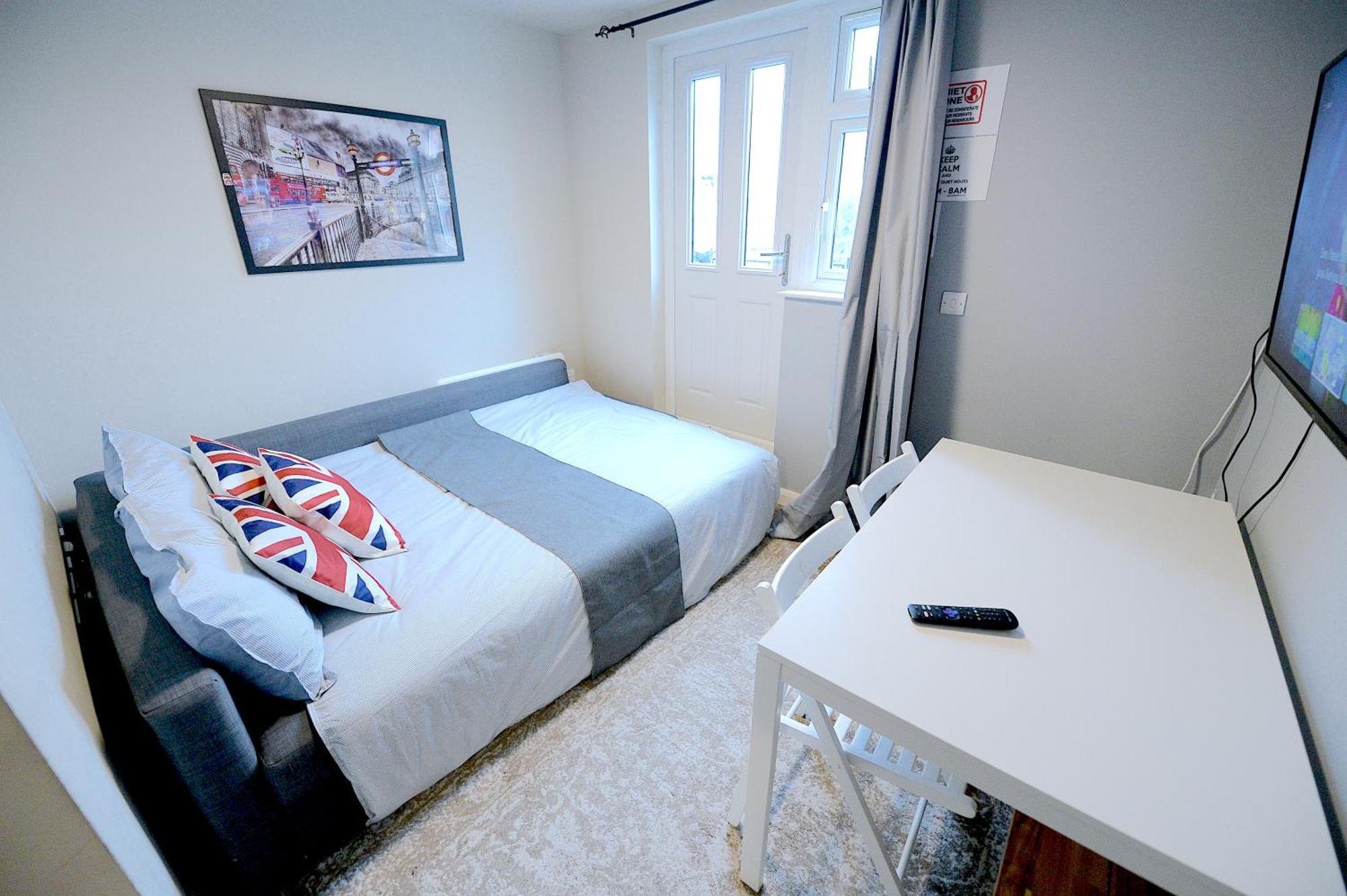 2 Bedroom Flat In Wood Green Piccadilly Line Londra Dış mekan fotoğraf