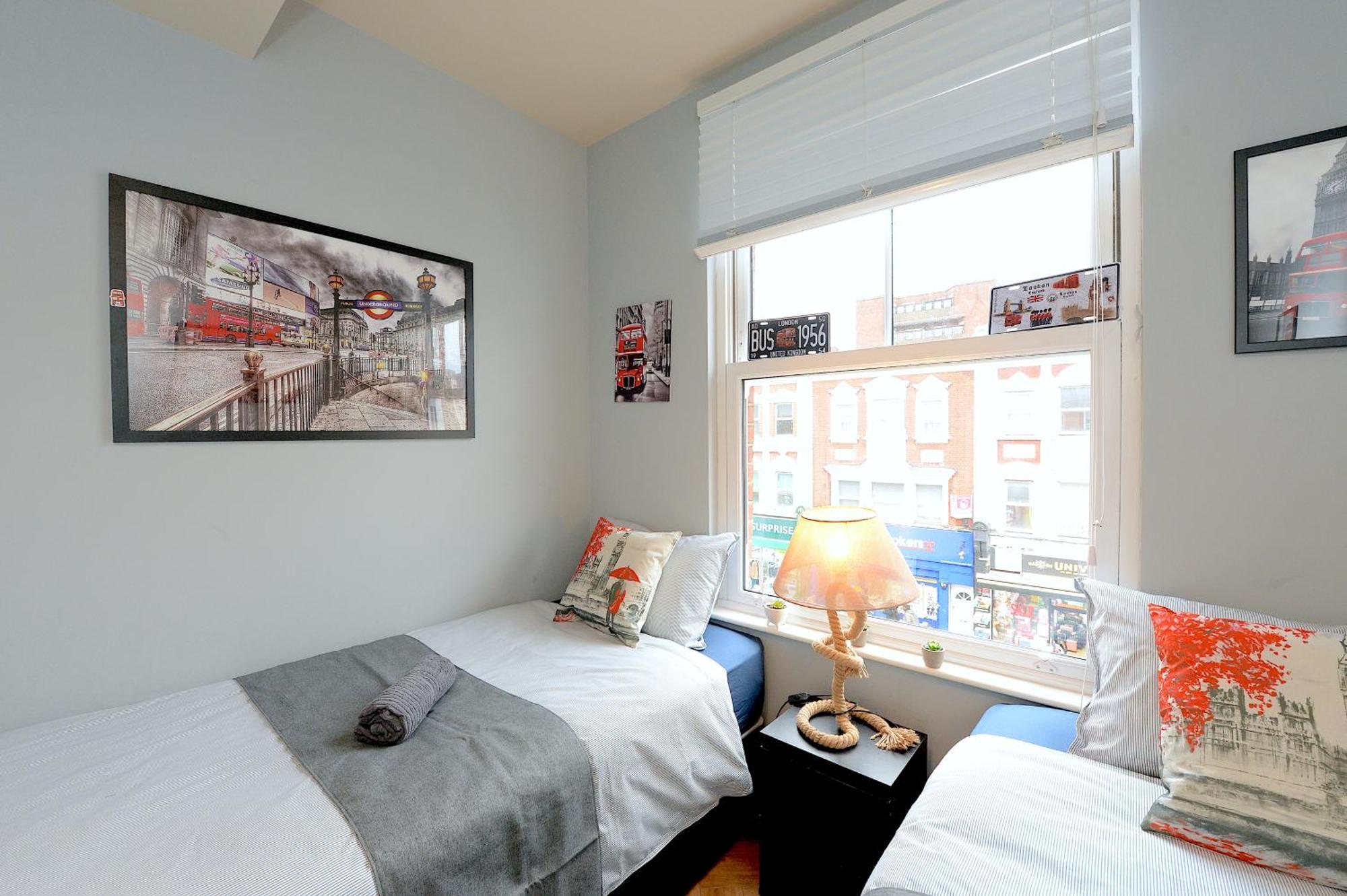 2 Bedroom Flat In Wood Green Piccadilly Line Londra Dış mekan fotoğraf